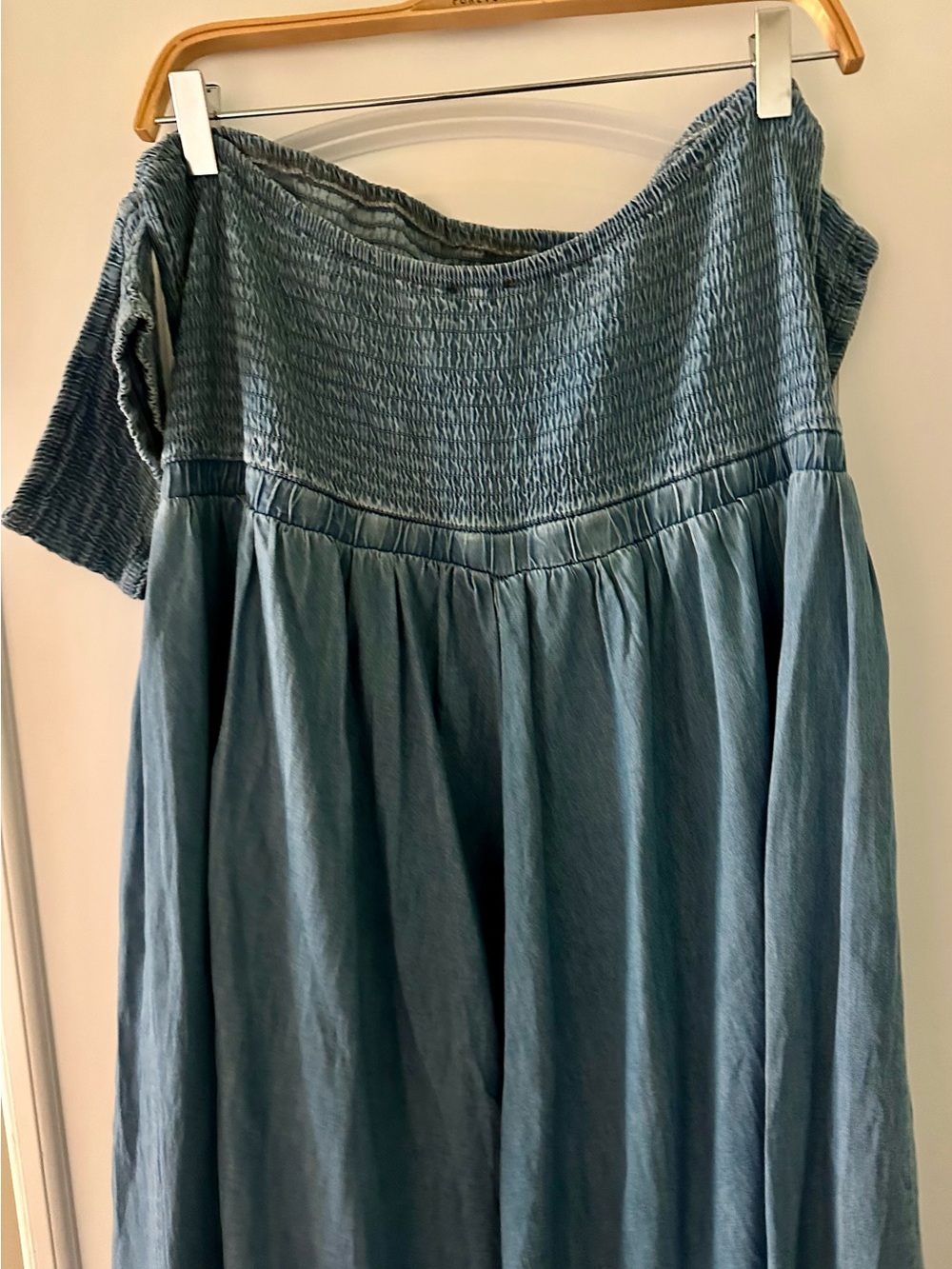 Women's Blue Tiered denim  Maxi Skirt - Casual Summer Style - Picture 10 of 10